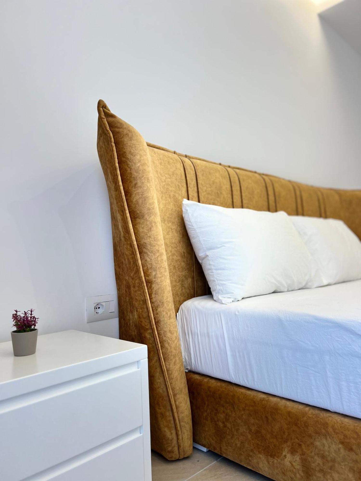 Saranda Deluxe Apartments Dış mekan fotoğraf