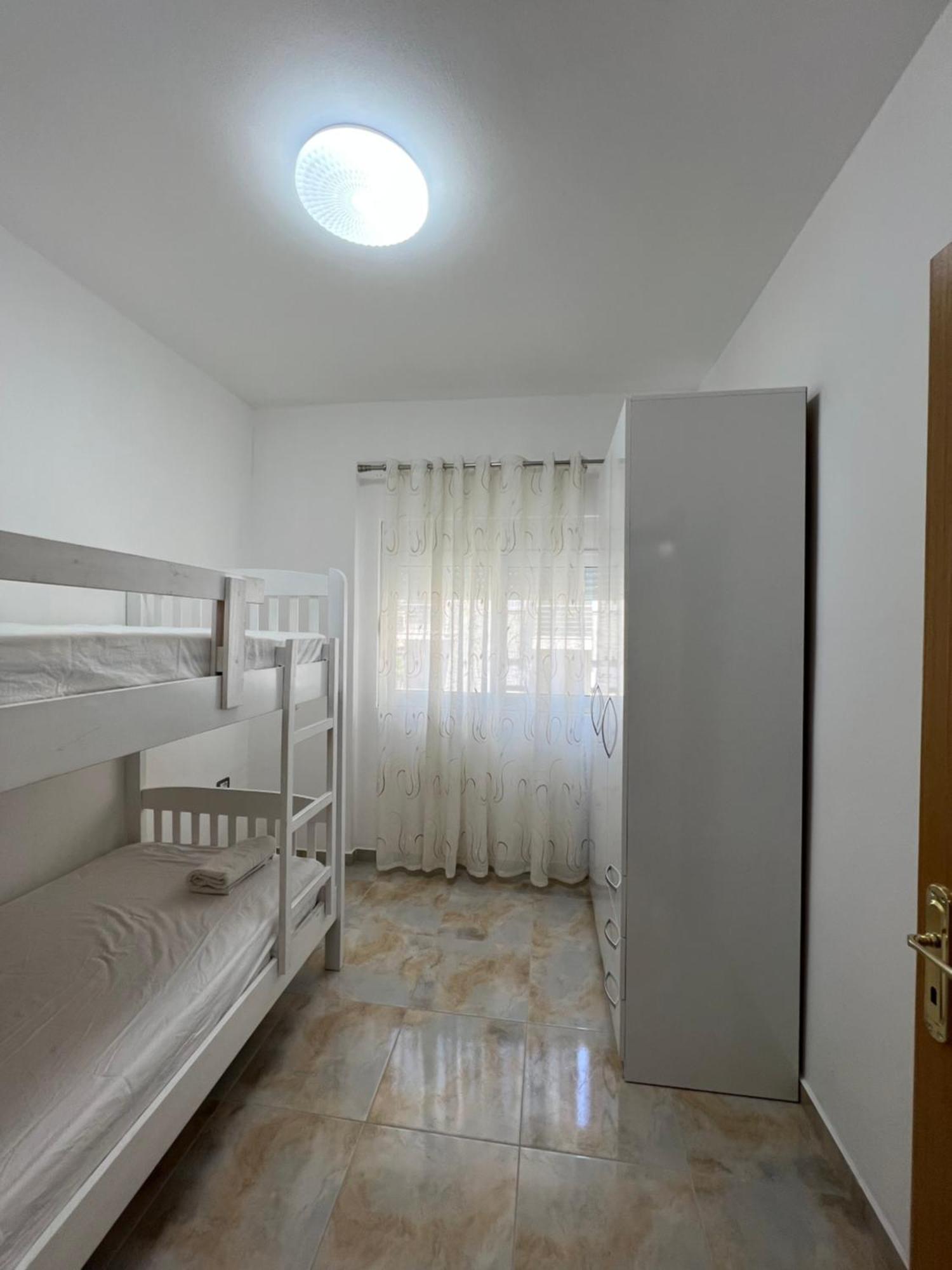 Saranda Deluxe Apartments Dış mekan fotoğraf