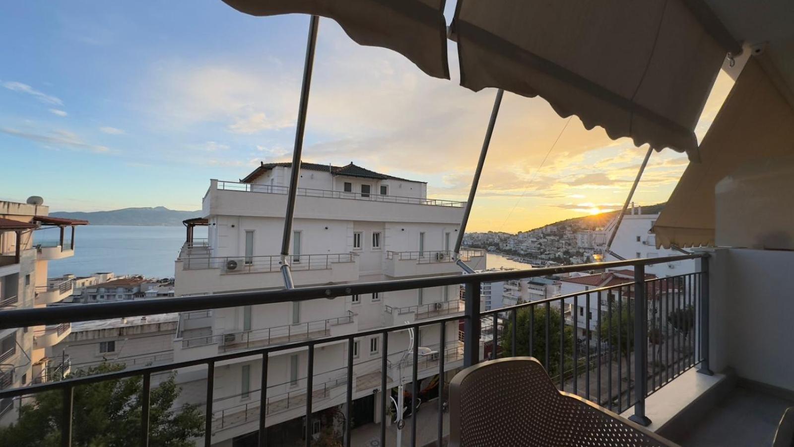 Saranda Deluxe Apartments Dış mekan fotoğraf